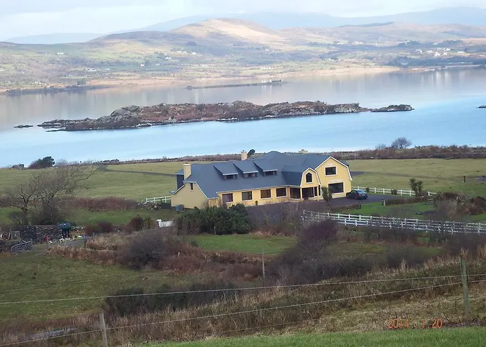 Lakelands Farm House